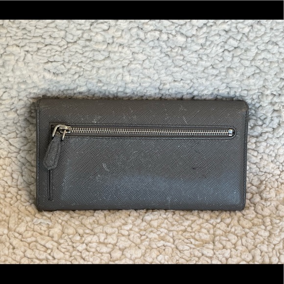Authentic PRADA Envelope wallet in Saffiano leather - Picture 5 of 16